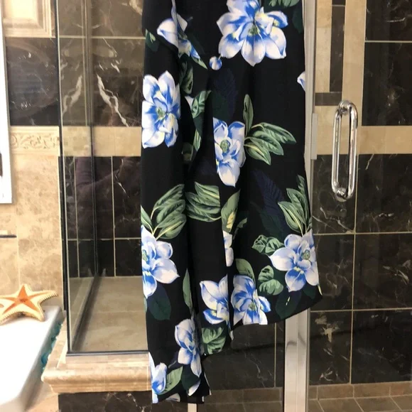 Banana Republic Dress, size tall 8 - Picture 9 of 9